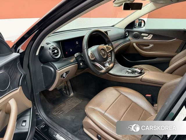 Mercedes-Benz E-class 2018 Черный из Китая, фото 5