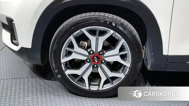 Kia Seltos id 3433761 из Кореи 15