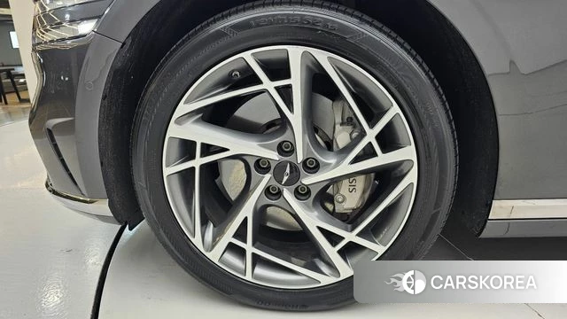 Genesis G90 (RS4) id 3934812 из Кореи 15