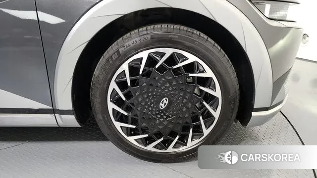 Hyundai Ionic 5 id 3610537 из Кореи 15