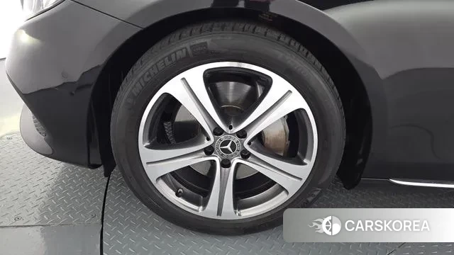 Mercedes-Benz E-Class W213 id 3391435 из Кореи 15