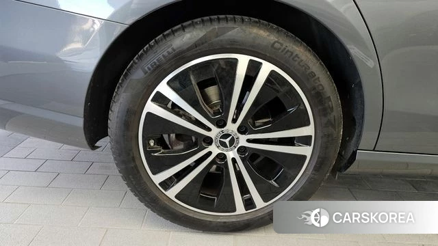 Mercedes-Benz E-Class W213 id 4362203 из Кореи 28