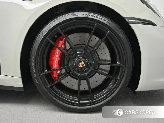 Porsche 911(992) id 4686692 из Кореи 15