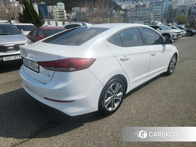 Hyundai Avante AD id 3823957 из Кореи 11