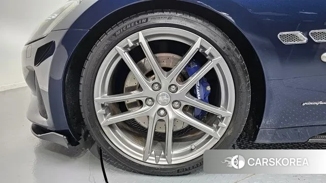 Maserati GranTurismo id 3019004 из Кореи 15