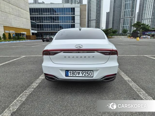 Hyundai The New Grandeur IG id 4502083 из Кореи 14