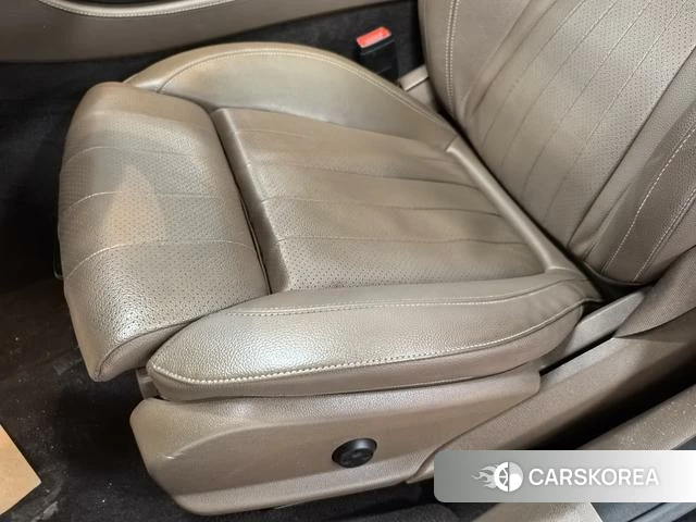 Mercedes-Benz E-class id 4217512 из Китая 17