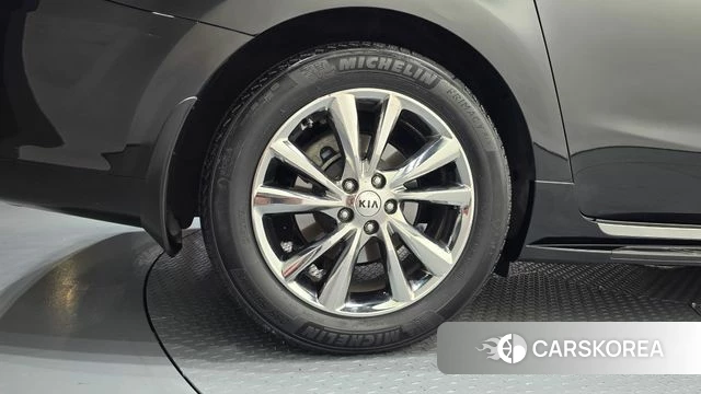 Kia The New Carnival id 4465612 из Кореи 15