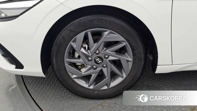 Hyundai The New Avante (CN7) id 4560790 из Кореи 15
