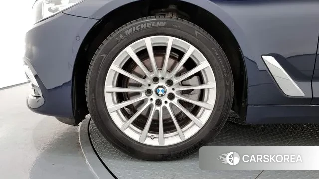 BMW 5 Series (G30) id 2976611 из Кореи 15