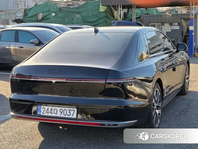 Hyundai Grandeur (GN7) id 3648983 из Кореи 15