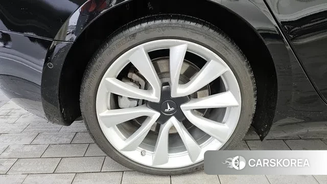 Tesla Model 3 id 3238667 из Кореи 15