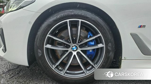 BMW 5 Series (G30) id 4725597 из Кореи 15