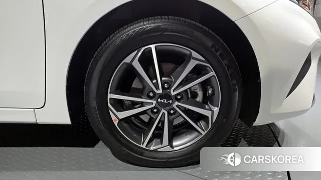 Kia The New K3 2nd generation id 3596919 из Кореи 15