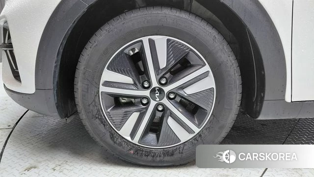 Kia The New Niro id 4562035 из Кореи 25