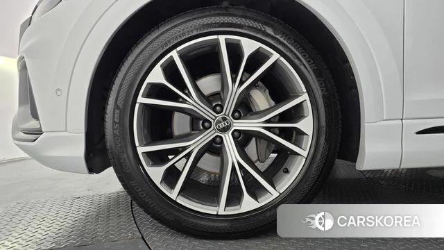 Audi Q8 (4M) id 4725946 из Кореи 29