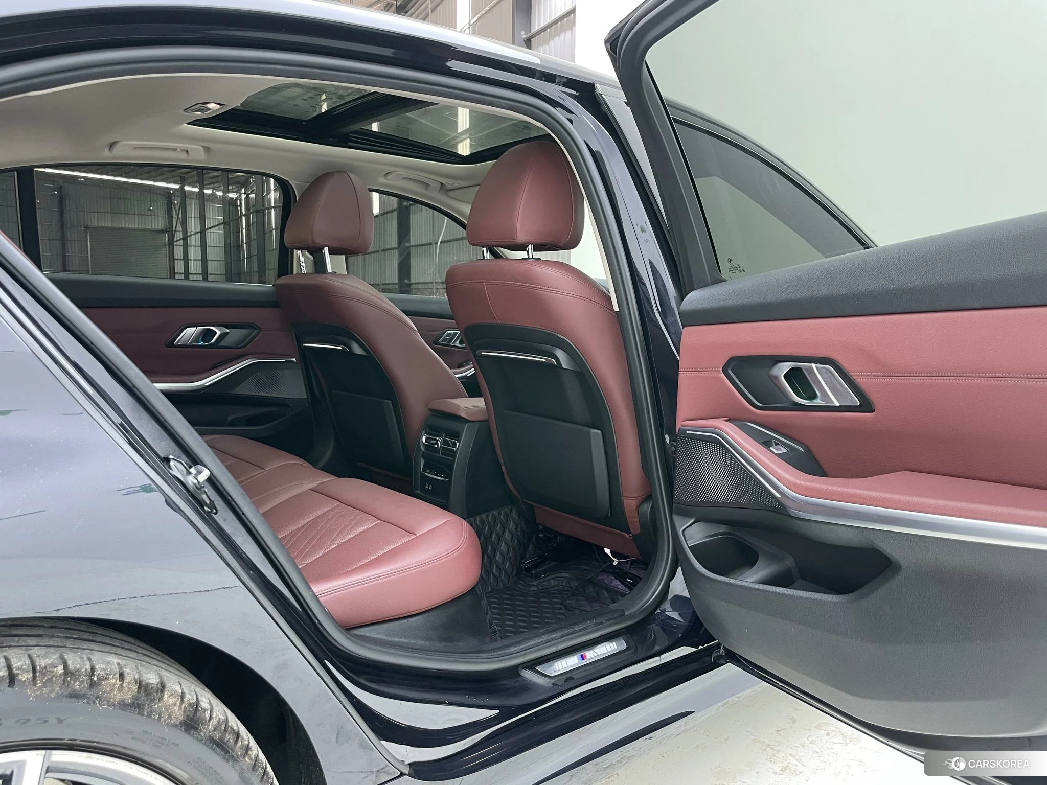 BMW 3 series id 4486386 из Китая 18