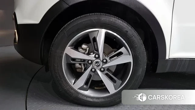 Ssangyong New Style Korando C id 3368993 из Кореи 15