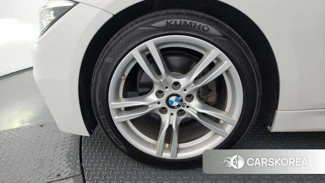 BMW 3 Series (F30) id 4536493 из Кореи 28