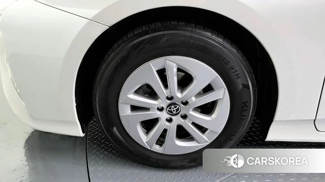 Toyota Prius 4th Generation id 3808244 из Кореи 15