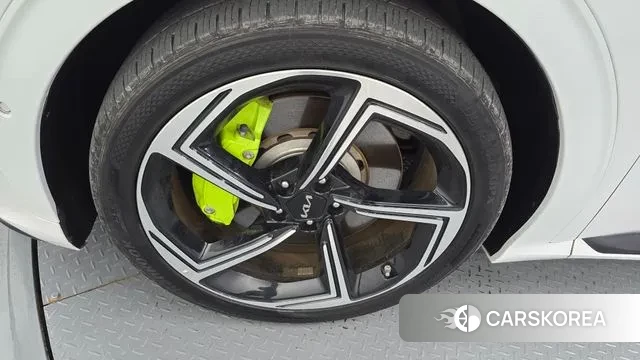 Kia EV6 id 3394402 из Кореи 15