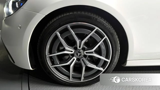 Mercedes-Benz E-Class W213 id 3904706 из Кореи 15
