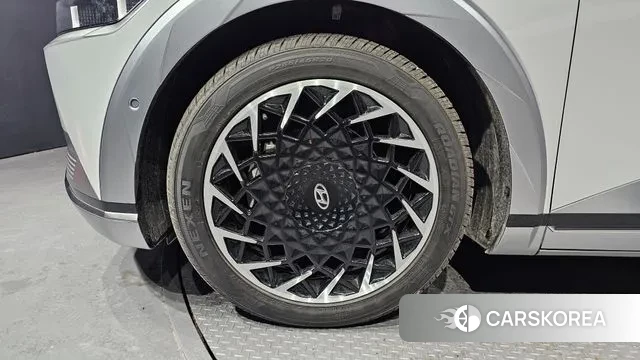 Hyundai Ionic 5 id 3487951 из Кореи 15