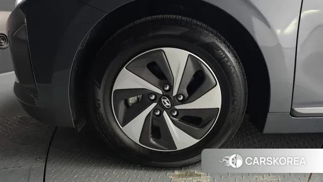 Hyundai Ionic Hybrid id 3754462 из Кореи 15