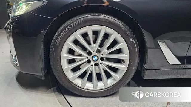 BMW 5 Series (G30) id 3022331 из Кореи 15