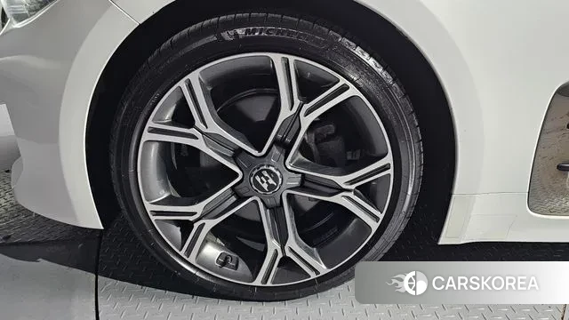 Kia Stinger id 3429431 из Кореи 15