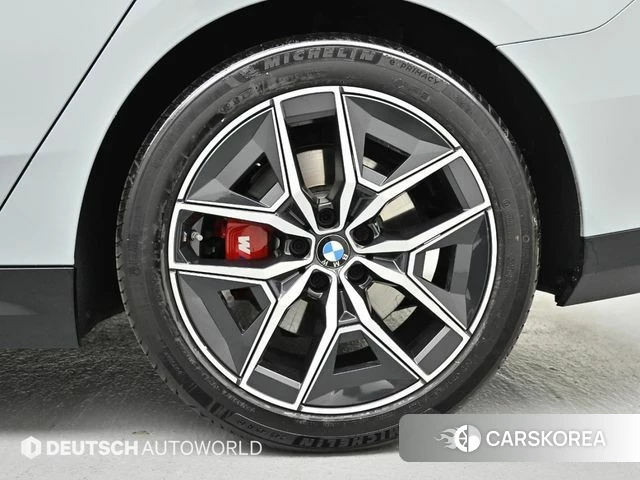 BMW 5 Series (G60) id 4302442 из Кореи 15