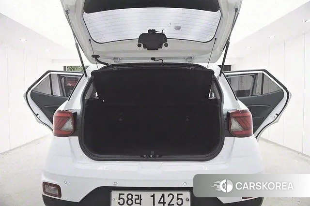 Hyundai Venue id 3000196 из Кореи 15