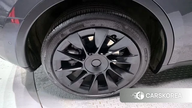 Tesla Model Y id 3592097 из Кореи 15