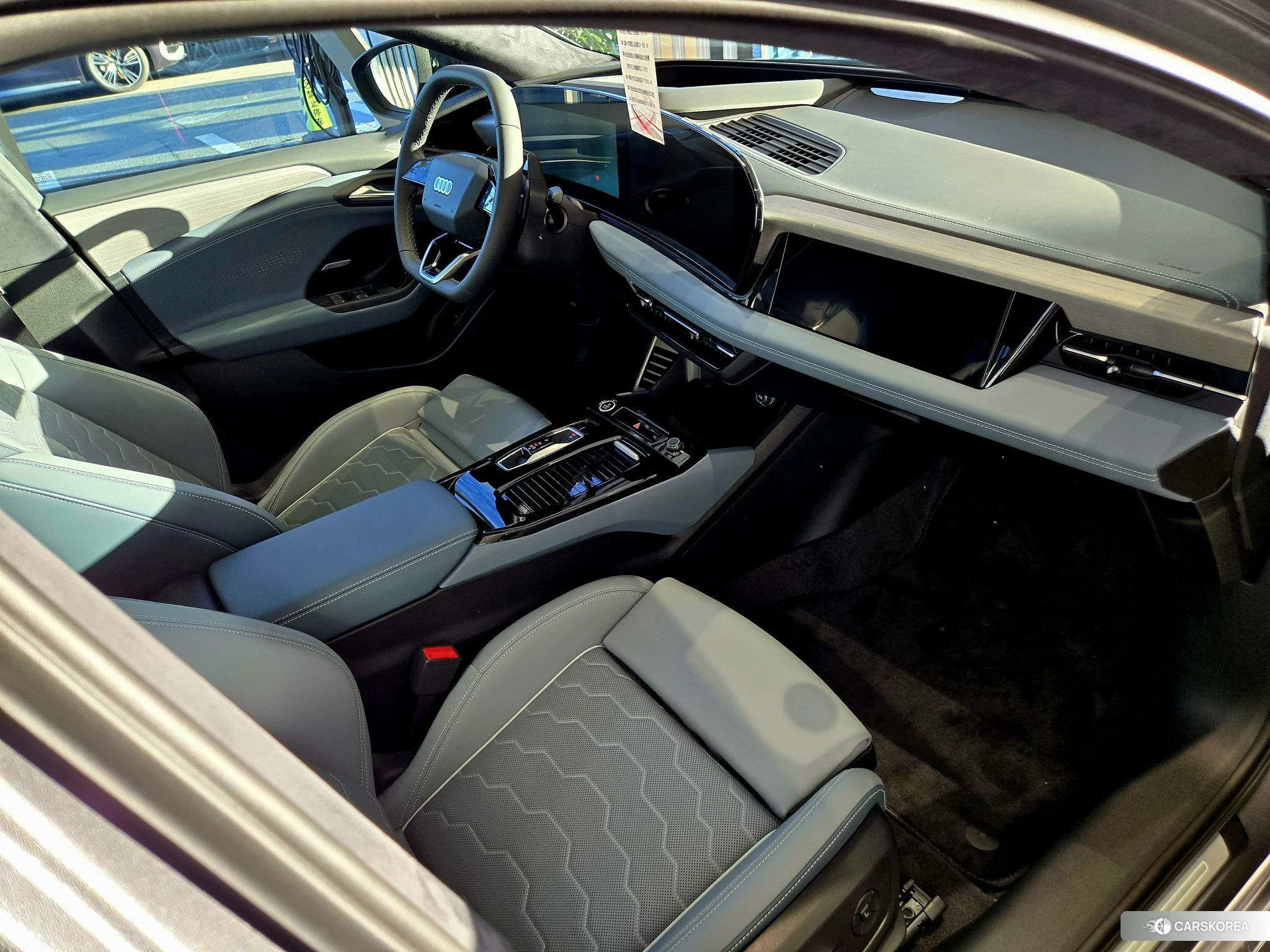 Audi A6L e-tron id 4485590 из Китая 17
