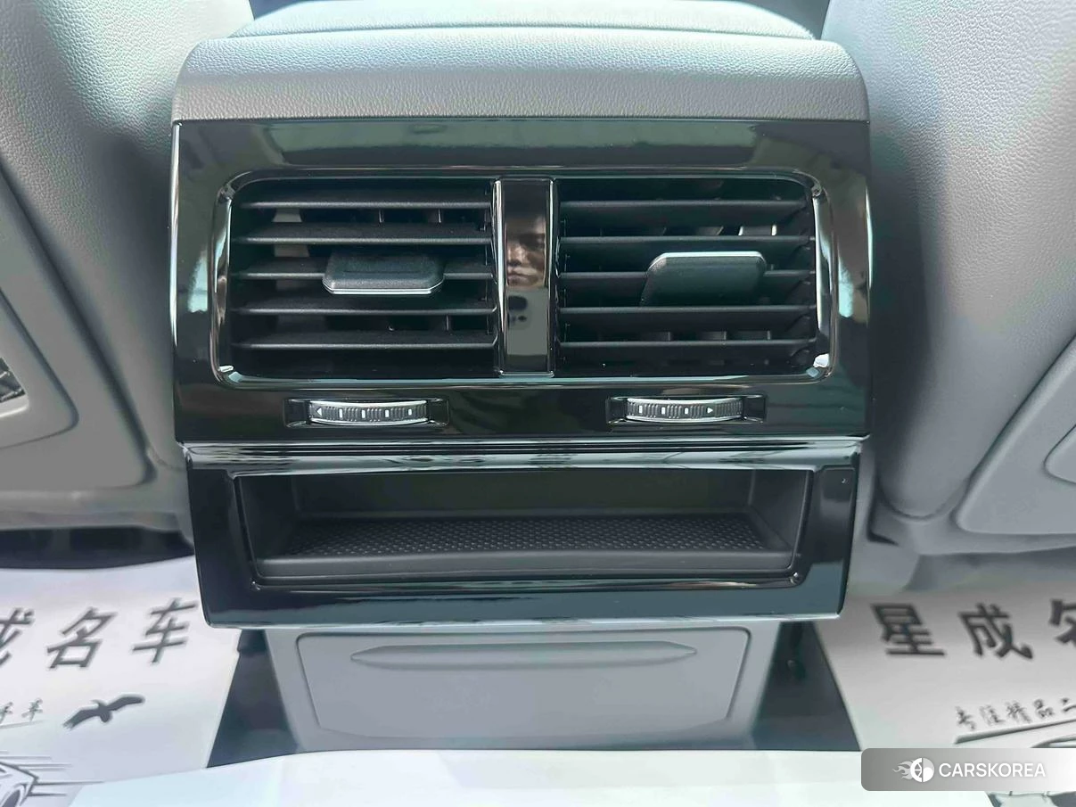 Volkswagen Touareg id 4473411 из Китая 24