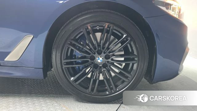 BMW 5 Series (G30) id 3821101 из Кореи 15