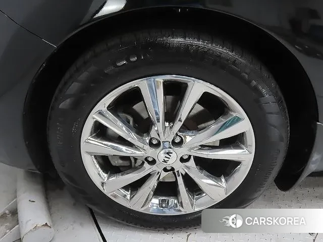 Kia The New Carnival id 3732903 из Кореи 15