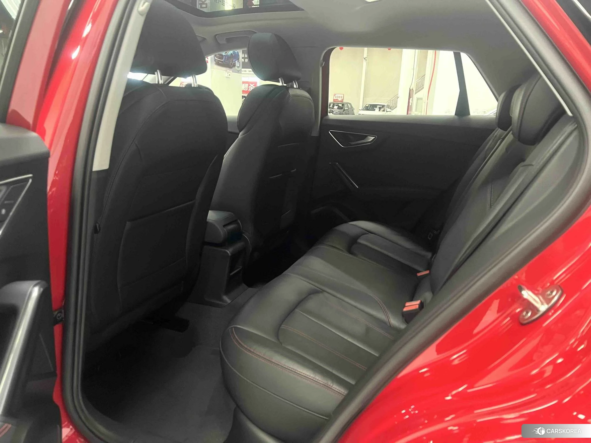 Audi Q2L id 4493177 из Китая 14