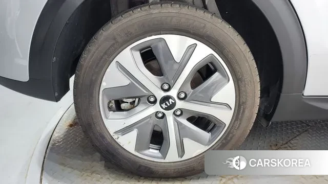 Kia Niro EV id 3054438 из Кореи 15