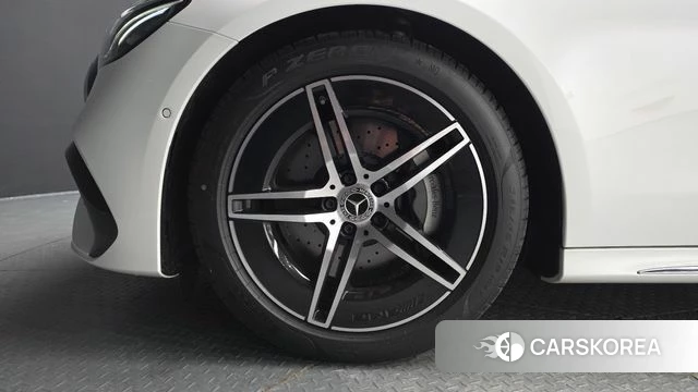 Mercedes-Benz E-Class W214 id 4767154 из Кореи 32