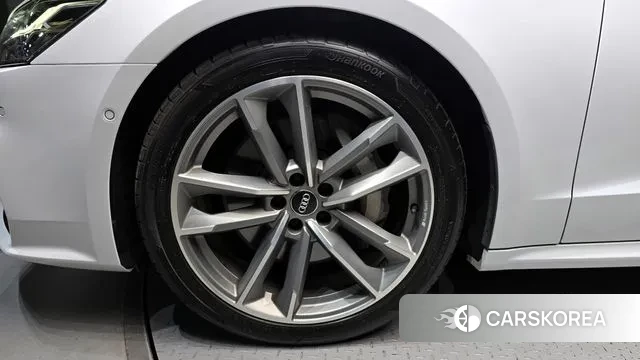 Audi A7 (4K) id 3367681 из Кореи 15