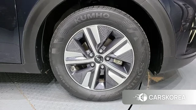 Kia The New Niro id 3075201 из Кореи 15
