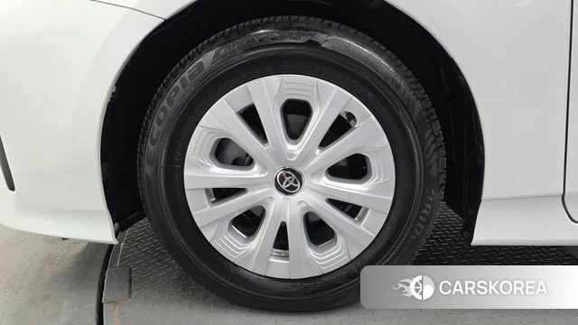 Toyota Prius 4th Generation id 4303695 из Кореи 25