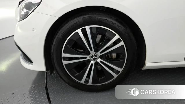 Mercedes-Benz E-Class W213 id 3832867 из Кореи 15