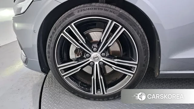 Volvo S60 3rd generation id 3772493 из Кореи 15