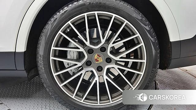 Porsche Cayenne (PO536) id 4310161 из Кореи 15