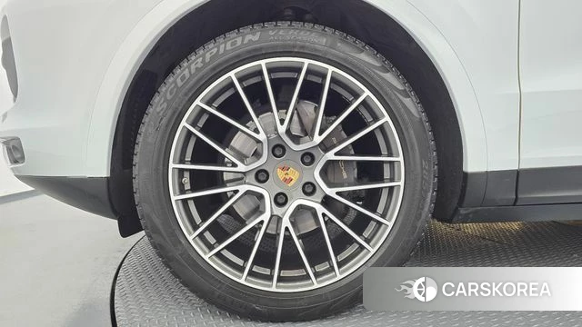 Porsche Cayenne (PO536) id 3860932 из Кореи 15