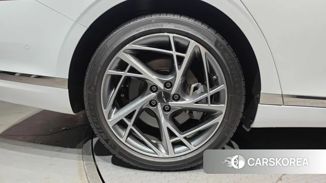 Genesis G90 (RS4) id 4706622 из Кореи 31