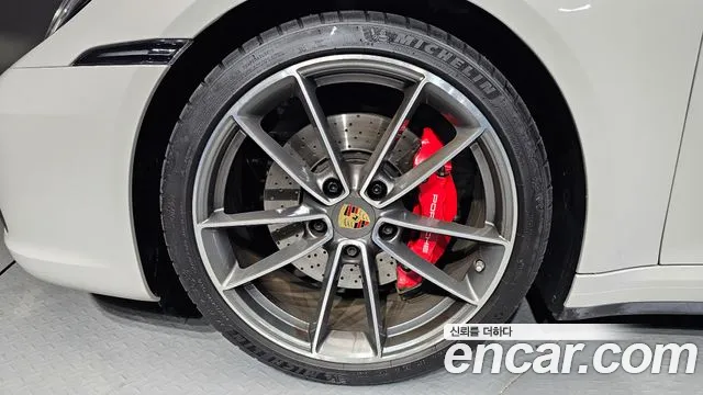 Porsche 911(992) id 2800212 из Кореи 15