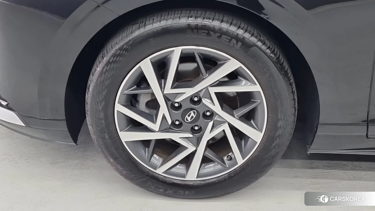Hyundai Grandeur (GN7) id 4516788 из Кореи 13